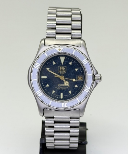 Tag Heuer 2000 - Belíssimo e raro relógio suíço de pulso movimento